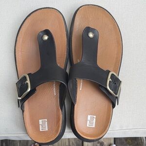 FitFlop Toe Post Black  Sandals